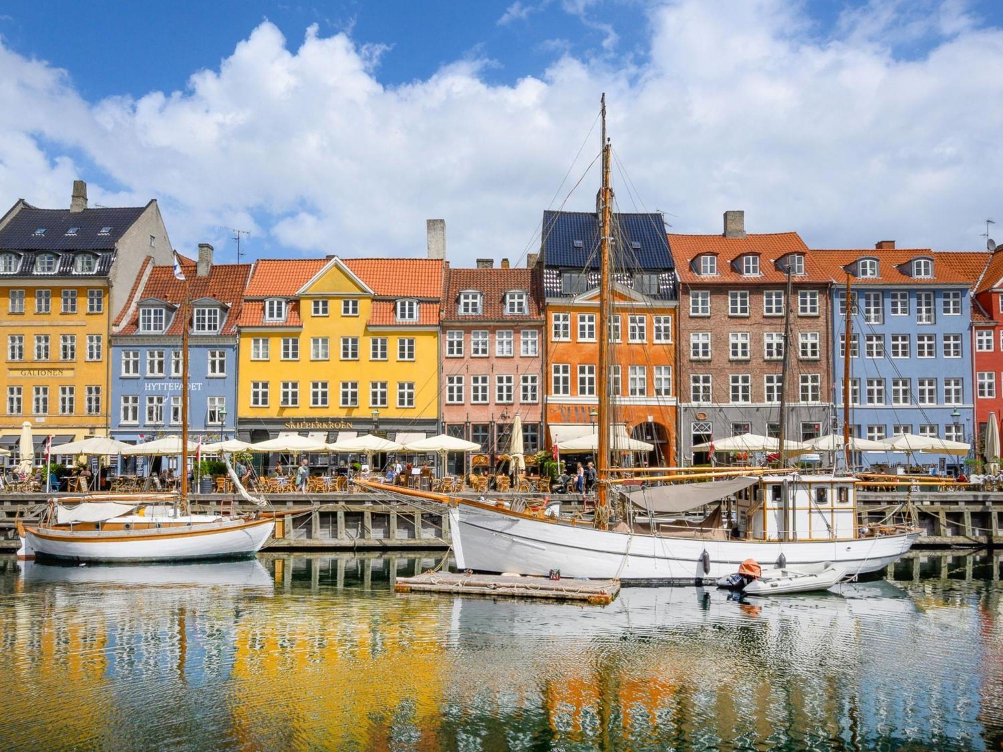 Sanders Square - Spacious Six-Bedroom Apartment Near Amalienborg كوبنهاجن المظهر الخارجي الصورة